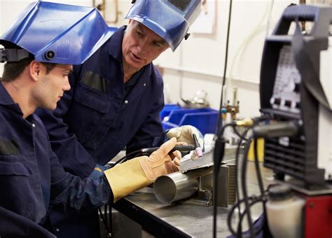 welding and fabrication apprenticeships